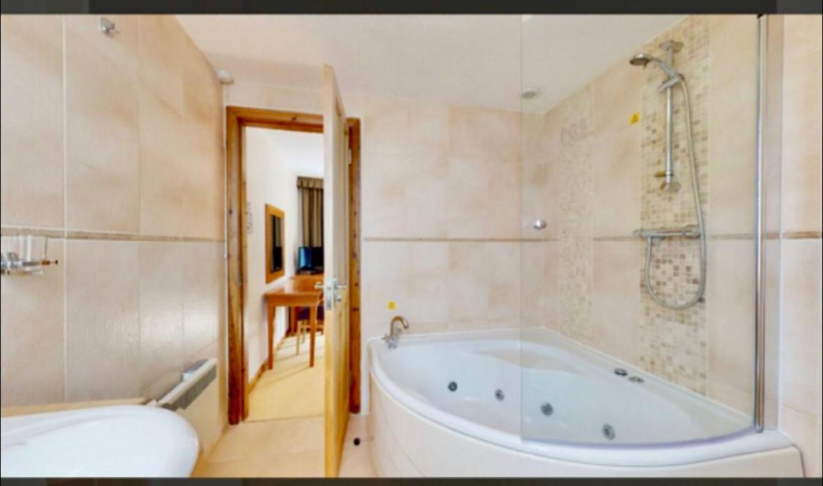 Coylumbridge Lodge, Aviemore, Highlands エクステリア 写真